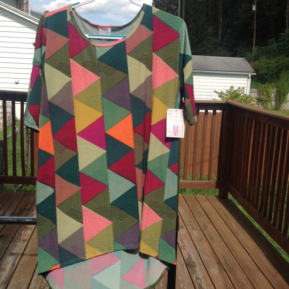 Lularoe Irma shirt